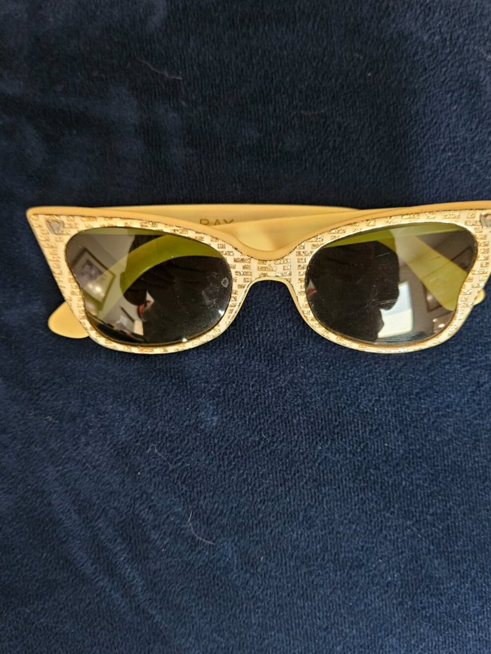 Share Vintage Cool-Ray Polaroid N720 Women's Sunglasses 50'-60's